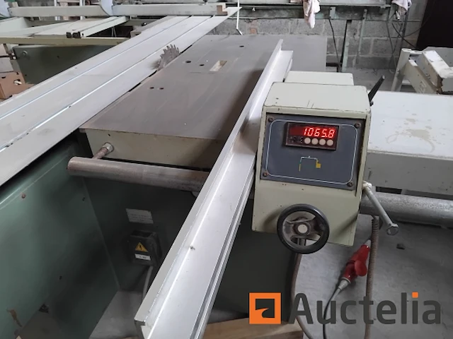 Paneelzaag / formaatzaag tormado met voorrritser 380volt - afbeelding 3 van  6