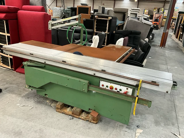 Paneelzaagmachine nn. - afbeelding 1 van  14