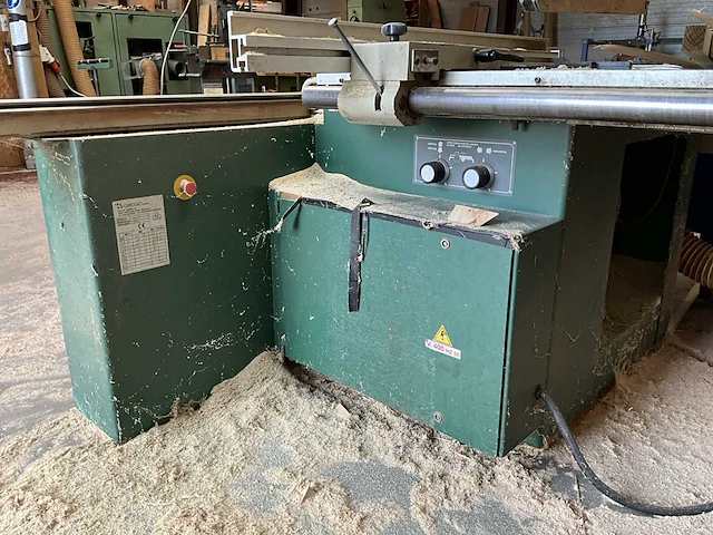 Paneelzaagmachine tornado ae320 - afbeelding 6 van  9
