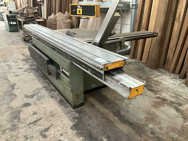 Paneelzaagmachine vertongen azo5n2708 - afbeelding 7 van  13