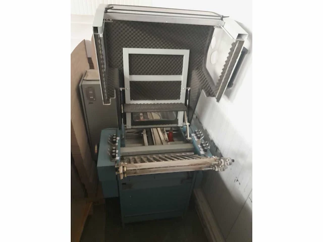 Papierplooimachine - afbeelding 1 van  5
