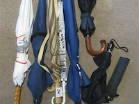 Paraplu's - afbeelding 1 van  1