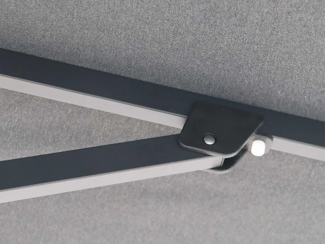 Parasol 3m alu lichtgroen + beschermhoes + parasolvoet 40kg zwart - afbeelding 14 van  17