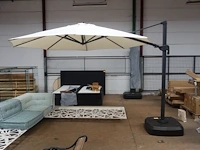 Parasol met voet - afbeelding 1 van  6