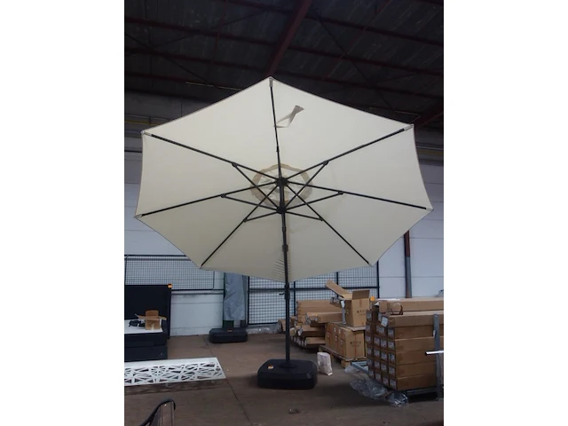 Parasol met voet - afbeelding 3 van  6
