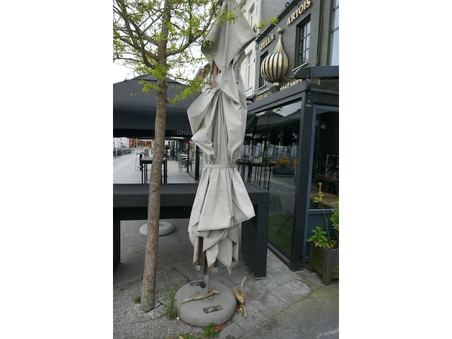 Parasols met voeten 2 stuks - afbeelding 3 van  4