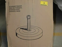 Parasolvoet in beton