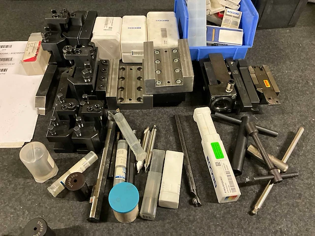 Parat partij draaibeitels + opspangereedschap - afbeelding 2 van  6