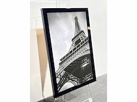 Parijs - eiffeltorens - fotokunst op cavas & vernis - luxe large black piano gloss - afmeting +- / 70x90 cm - afbeelding 3 van  5