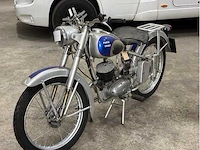 Paris sport - oldtimer - motorfiets - afbeelding 1 van  6
