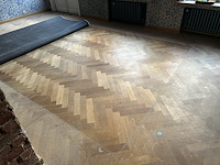 Parketvloer visgraat (+/- 22m²) - afbeelding 1 van  3