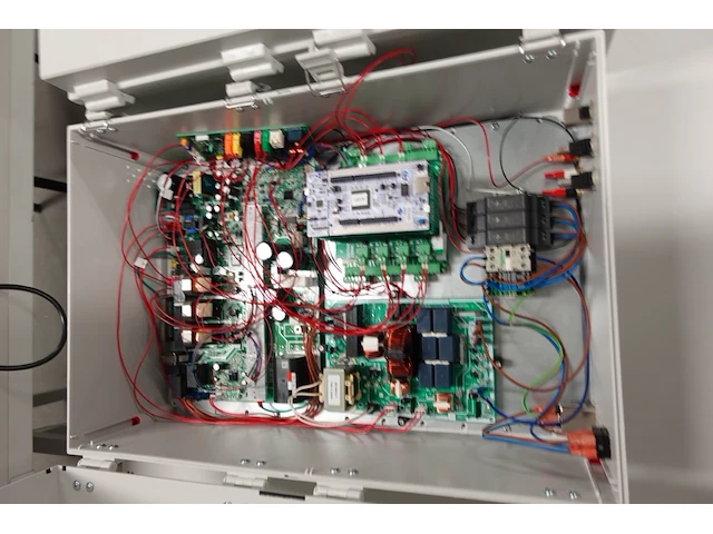 Parrtij diverse elektrische apparatuur - afbeelding 2 van  9