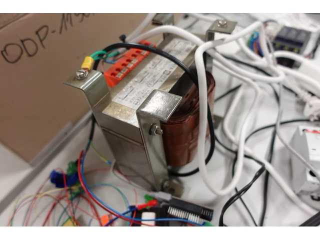 Parrtij diverse elektrische apparatuur - afbeelding 9 van  9