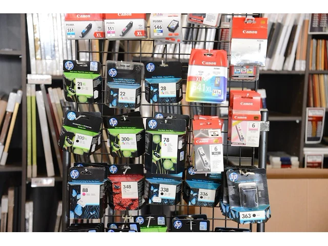Partij + 100 inktcartridge canon en hp - afbeelding 1 van  4