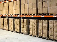 Partij 1,2 miljoen saliva ejectors/speekselafzuigers voor tandartsen