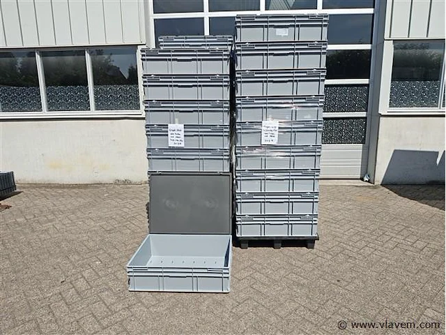 Partij 18 stuks engels stapelbakken - afbeelding 2 van  9