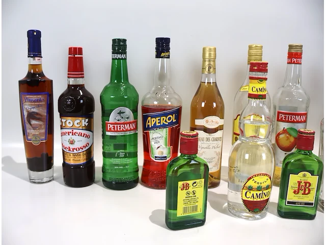 Partij aangebroken drank (x17) - afbeelding 2 van  4