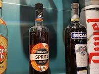 Partij aangesproken geestrijke dranken - afbeelding 4 van  6