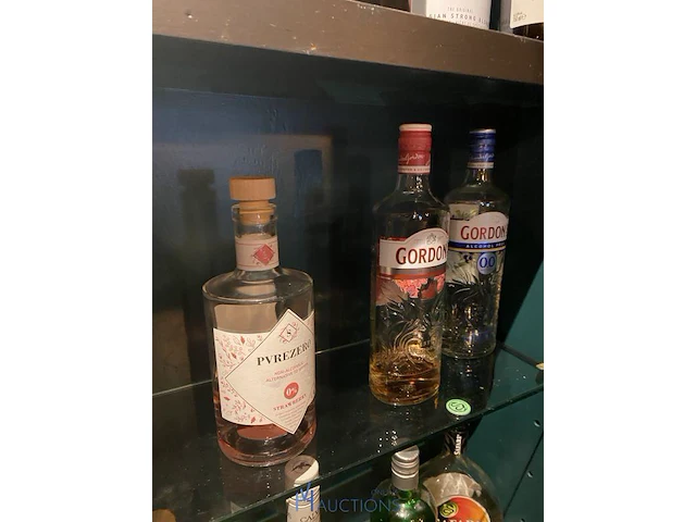 Partij aangesproken geestrijke dranken - afbeelding 5 van  6