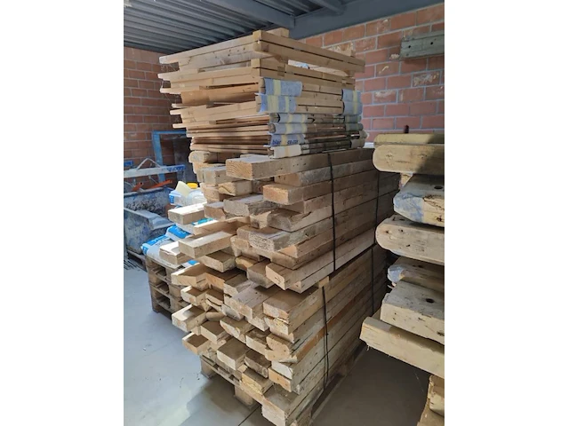 Partij aannemersmateriaal en hout - afbeelding 8 van  9