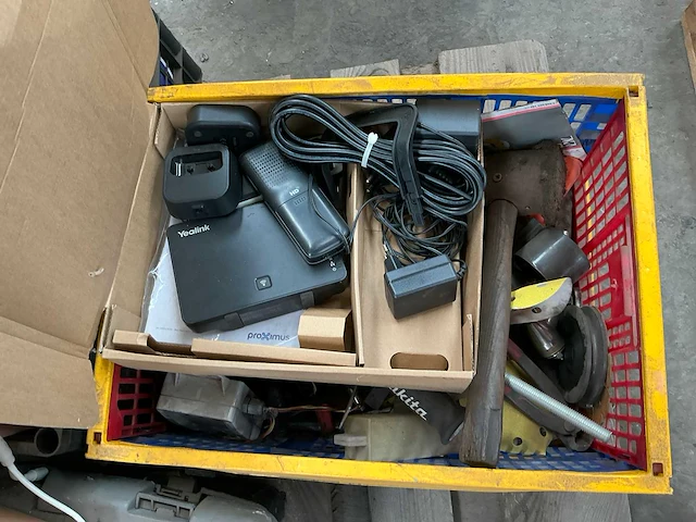 Partij aannemersmateriaal - afbeelding 3 van  6
