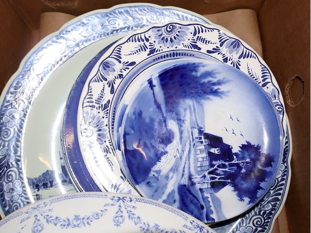 Partij aardewerk - afbeelding 2 van  2