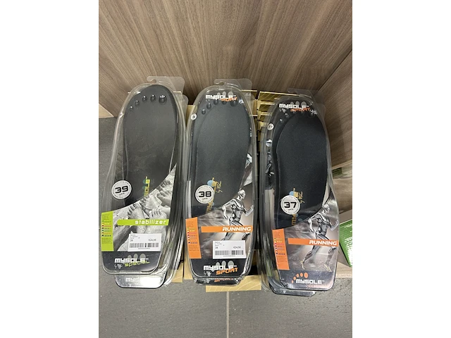 Partij accessoires - afbeelding 6 van  13