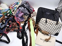 Partij accessoires - afbeelding 2 van  4