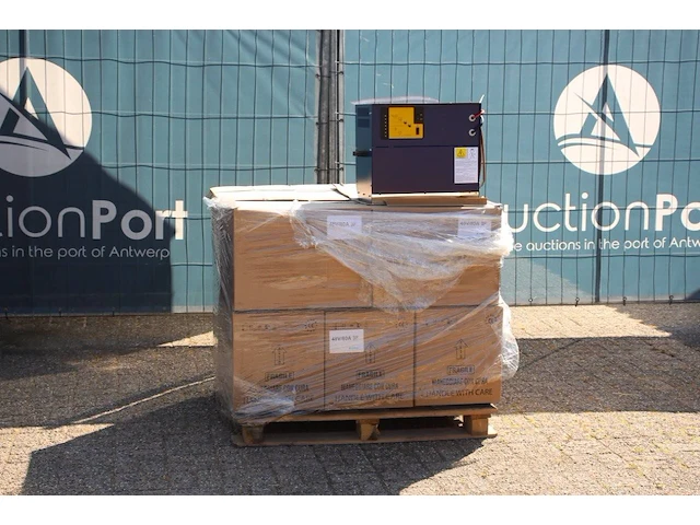 Partij acculaders 10 stuks nieuw - afbeelding 1 van  1