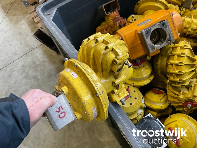 Partij actuators - afbeelding 3 van  8