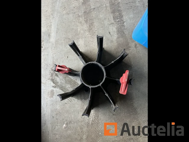 Partij adapters voor lasdraadspoelen - afbeelding 2 van  2