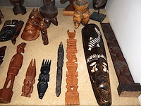 Partij afrikaanse kunst - afbeelding 2 van  6