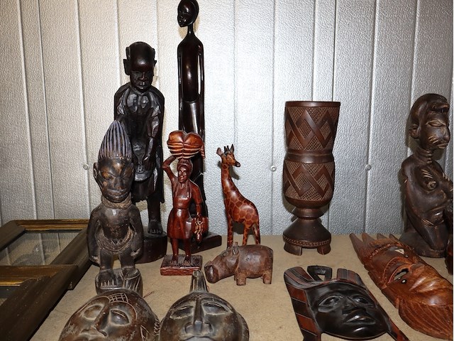 Partij afrikaanse kunst - afbeelding 4 van  6