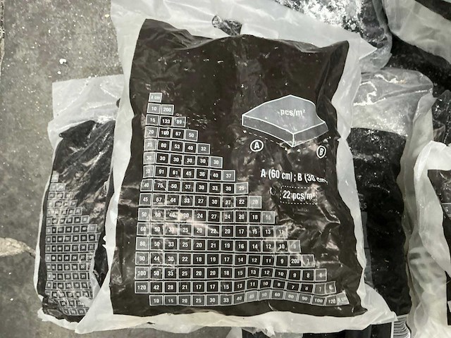 Partij afstandhouders tegelwerken - afbeelding 2 van  4