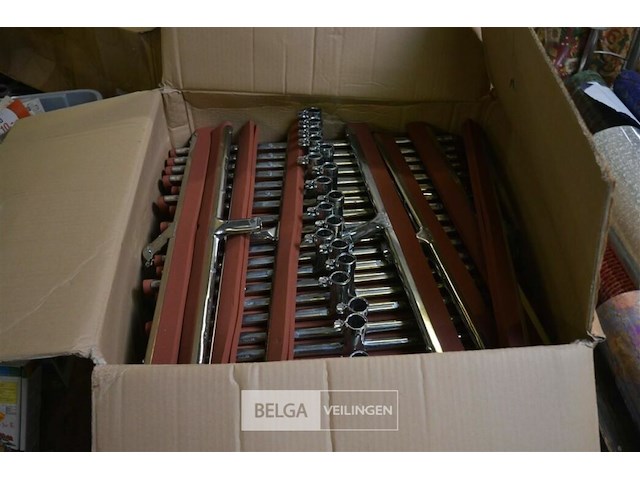 Partij aftrekkers ±55cm lang - afbeelding 1 van  4