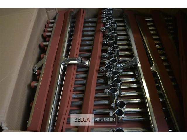 Partij aftrekkers ±55cm lang - afbeelding 2 van  3