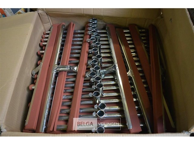 Partij aftrekkers ±55cm lang - afbeelding 1 van  4