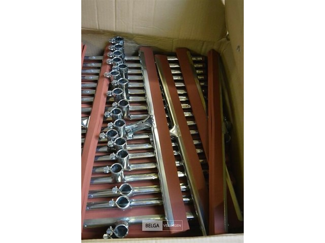 Partij aftrekkers ±55cm lang - afbeelding 3 van  4