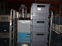 Partij afwas op kar - afbeelding 2 van  6