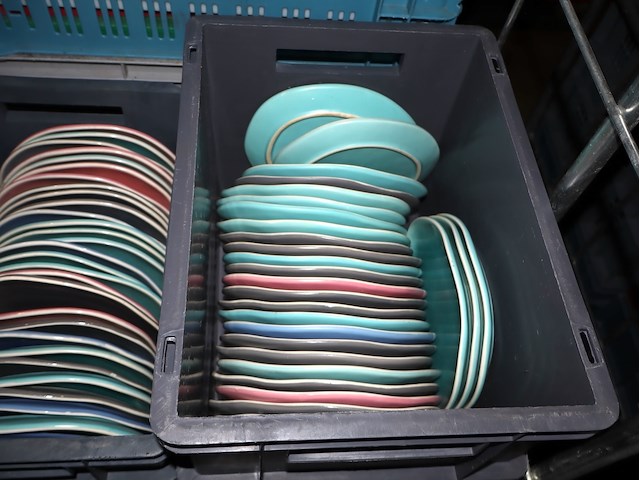 Partij afwas op kar - afbeelding 5 van  6