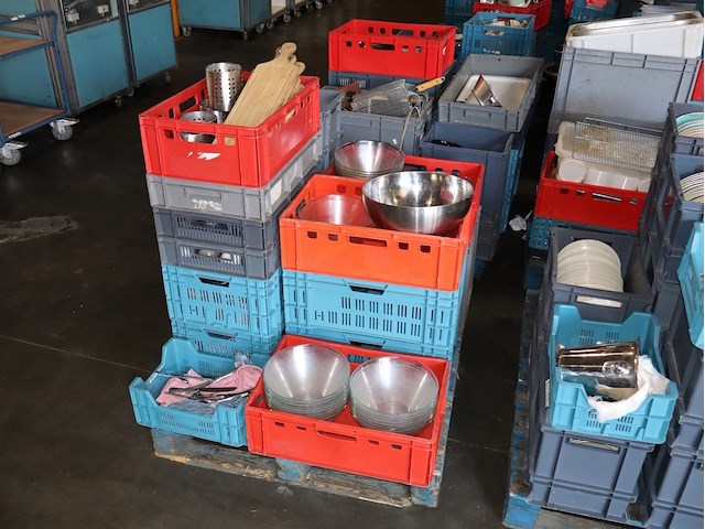 Partij afwas - afbeelding 1 van  4