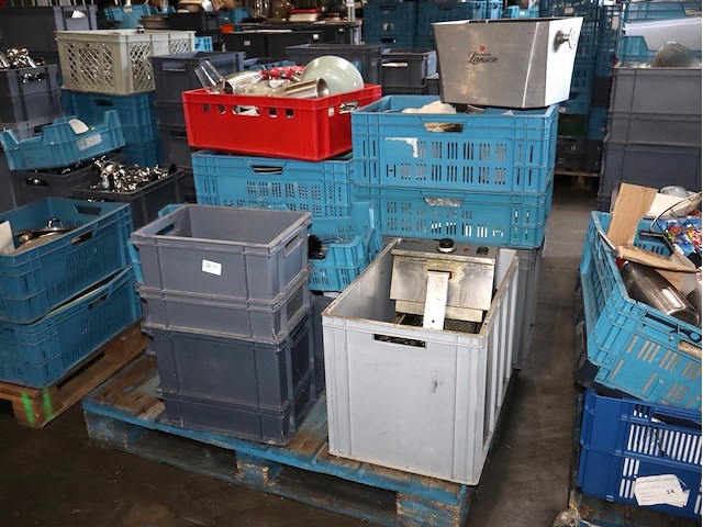 Partij afwas - afbeelding 1 van  6