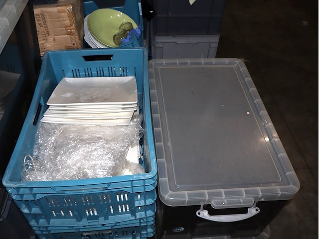 Partij afwas - afbeelding 2 van  4