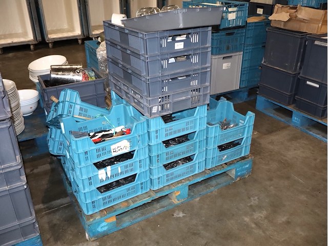 Partij afwas - afbeelding 1 van  6