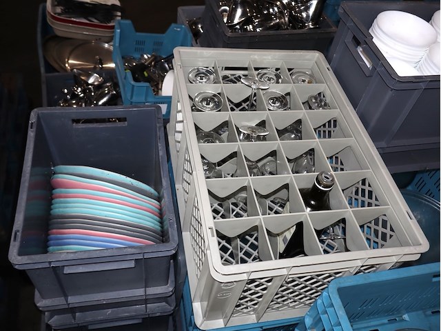 Partij afwas - afbeelding 3 van  4