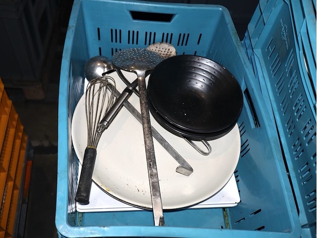 Partij afwas - afbeelding 3 van  4