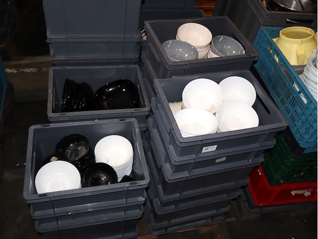 Partij afwas - afbeelding 2 van  5