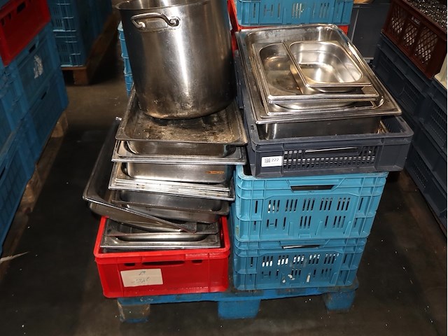 Partij afwas - afbeelding 2 van  4