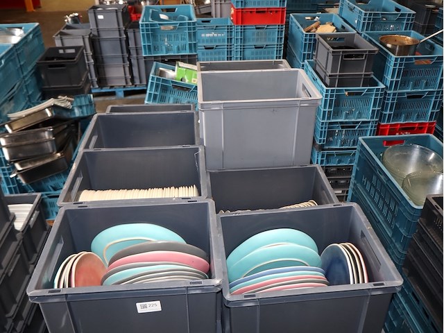 Partij afwas - afbeelding 2 van  6