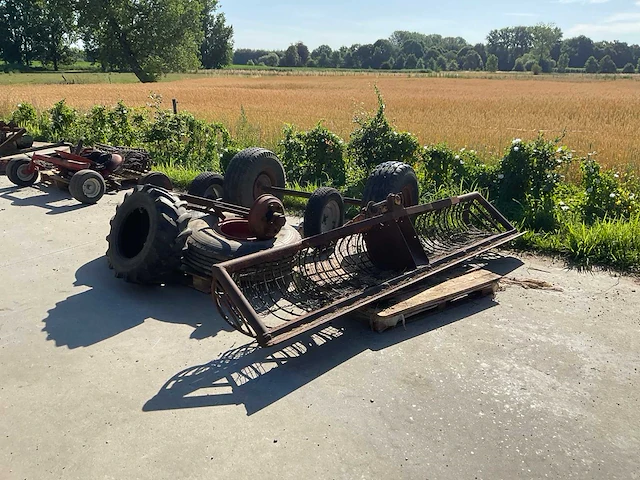 Partij agrarisch toebehoren - afbeelding 1 van  7